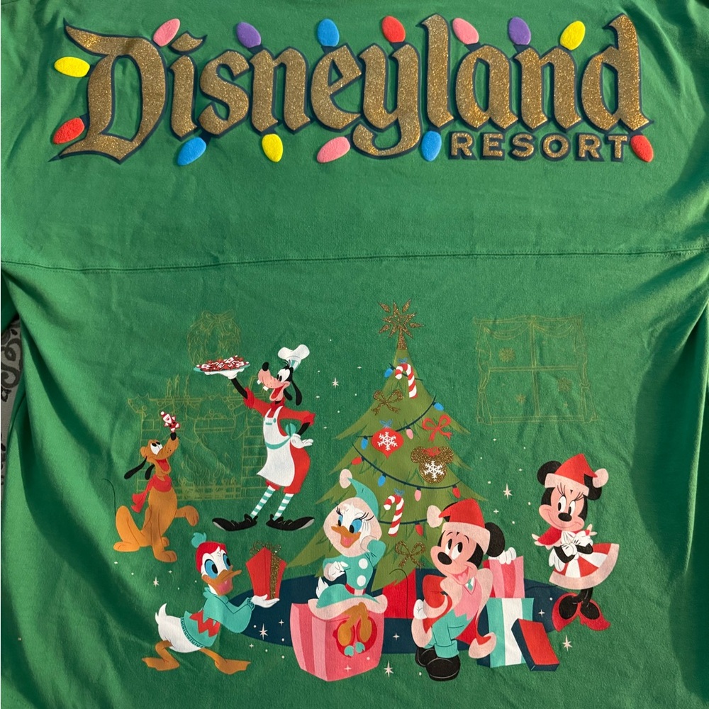 DISNEYLAND  CHRISTMAS HOLIDAY THICK COTTON JERSEY NEW CONDITION! RARE FIND!